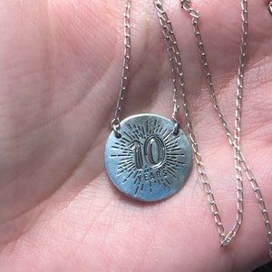 RARE sterling silver Thirty-One 10th anniversary pendant necklace.